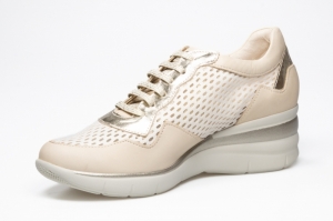  Cream