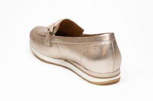  Goud