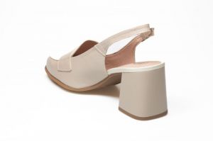  Beige-cream