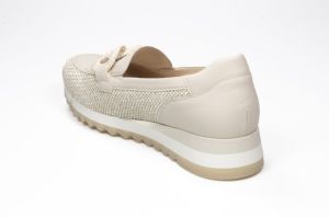  Cream