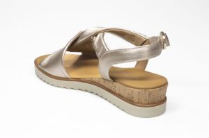  Goud